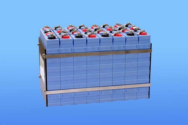 鉛酸電池和鋰電池哪個(gè)好2_副本.jpg